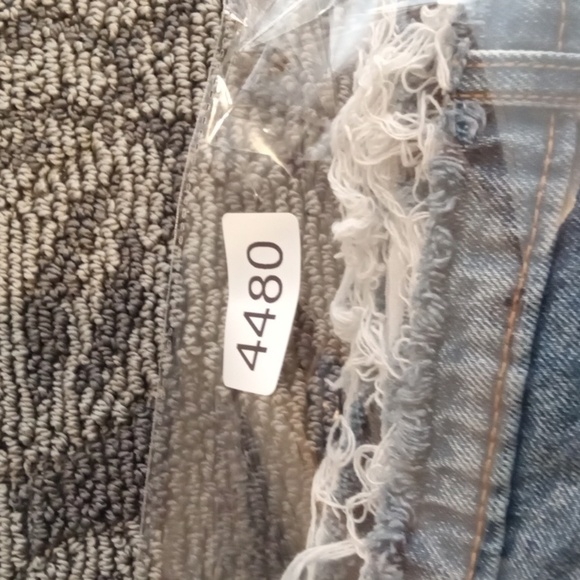 REVICE Denim with Frayed Waistband Button Fly Wide Leg Mid Rise Womens 30 - Picture 13 of 13